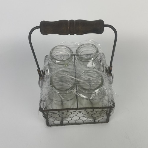 Chicken wire bottle carrier - chicken,