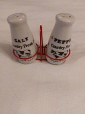 Vintage Salt & Pepper Shaker